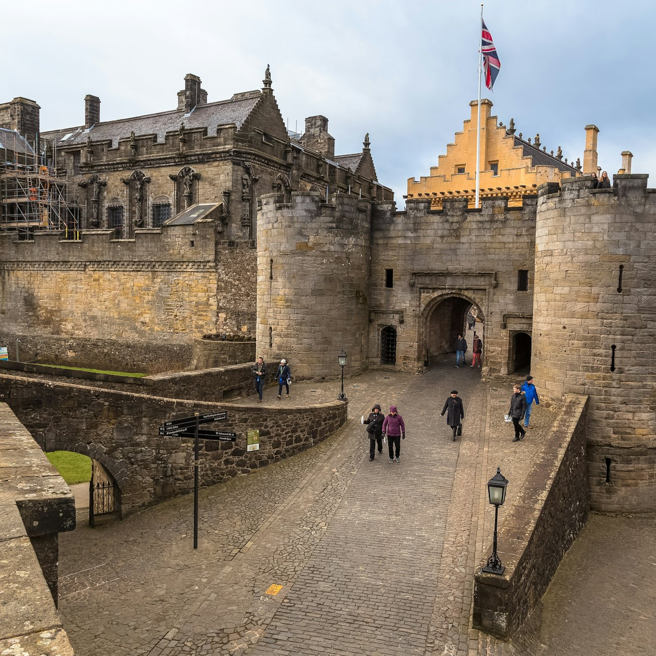 Loch Lomond, Stirling Castle & The Kelpies: Roundtrip - Photo 1 of 7